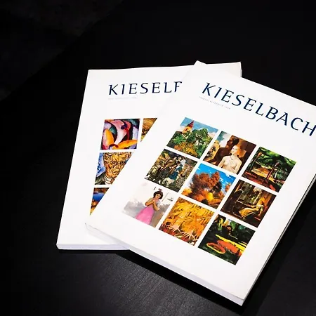 Black And White - Dob Utca Apartamento