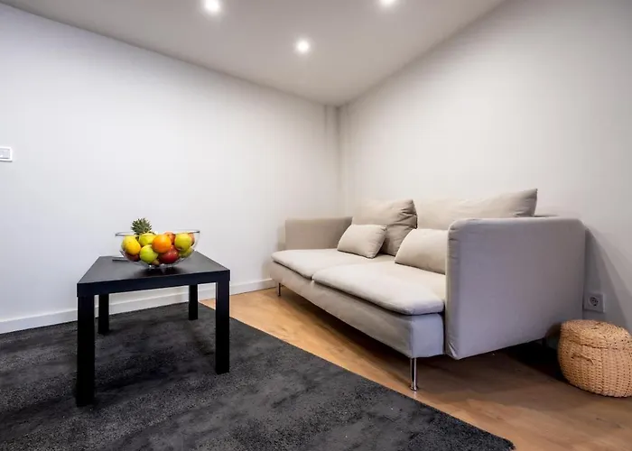 Black And White - Dob Utca Apartment *